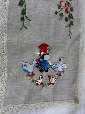 Handmade Christmas Embroidered  Lace Linen Table Runner Topper